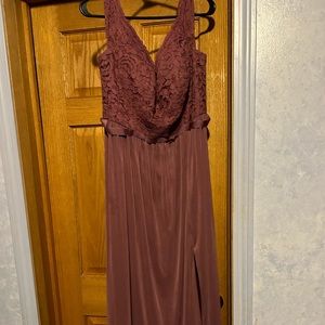 Maid of honor dress wore for one wedding sage purple like new